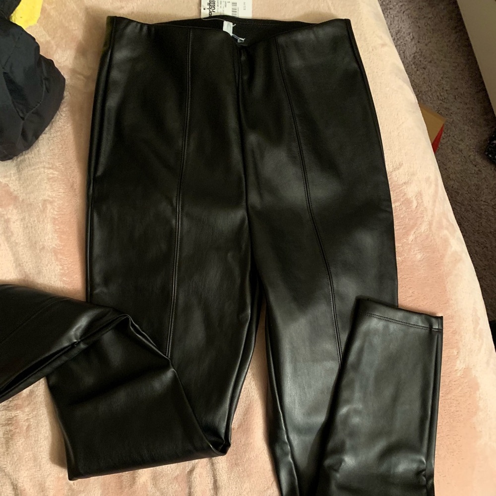 Faux leather leggings